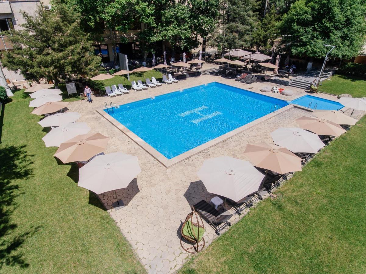 President Hotel By Hrazdan Hotel Cjsc Jerevan Eksteriør bilde