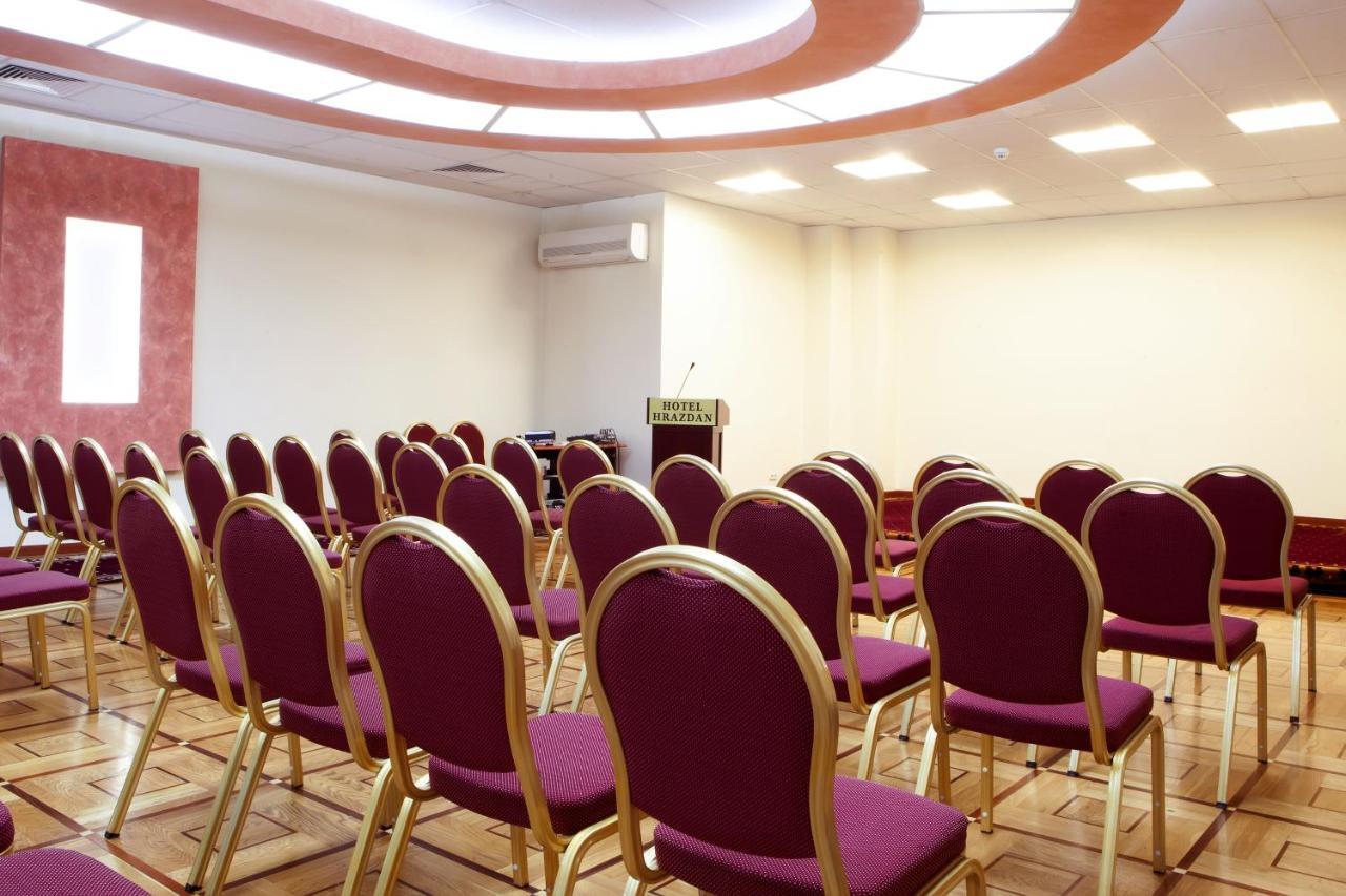 President Hotel By Hrazdan Hotel Cjsc Jerevan Eksteriør bilde