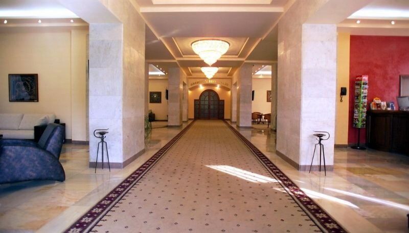 President Hotel By Hrazdan Hotel Cjsc Jerevan Eksteriør bilde
